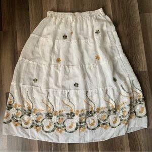 Bohemian / Boho Large Cream embroided skirt with floral pattern Ana & Rose